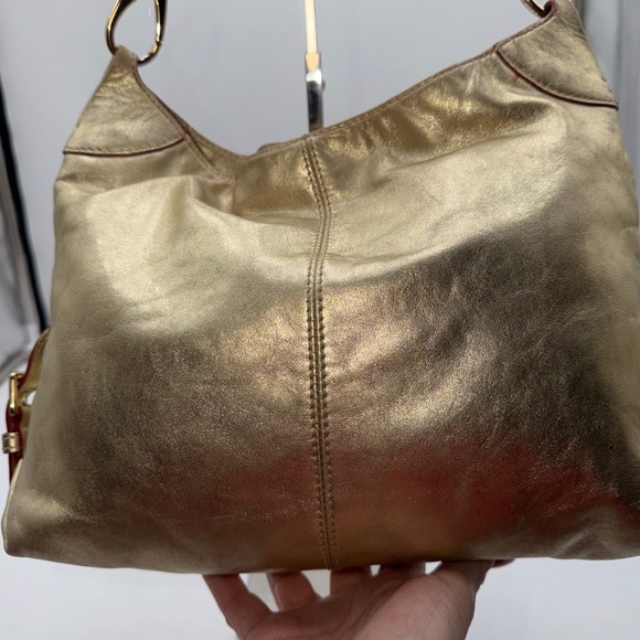 Dooney Bourke Gold Metallic Leather Hobo Shoulder Bag Purse - Picture 3 of 15